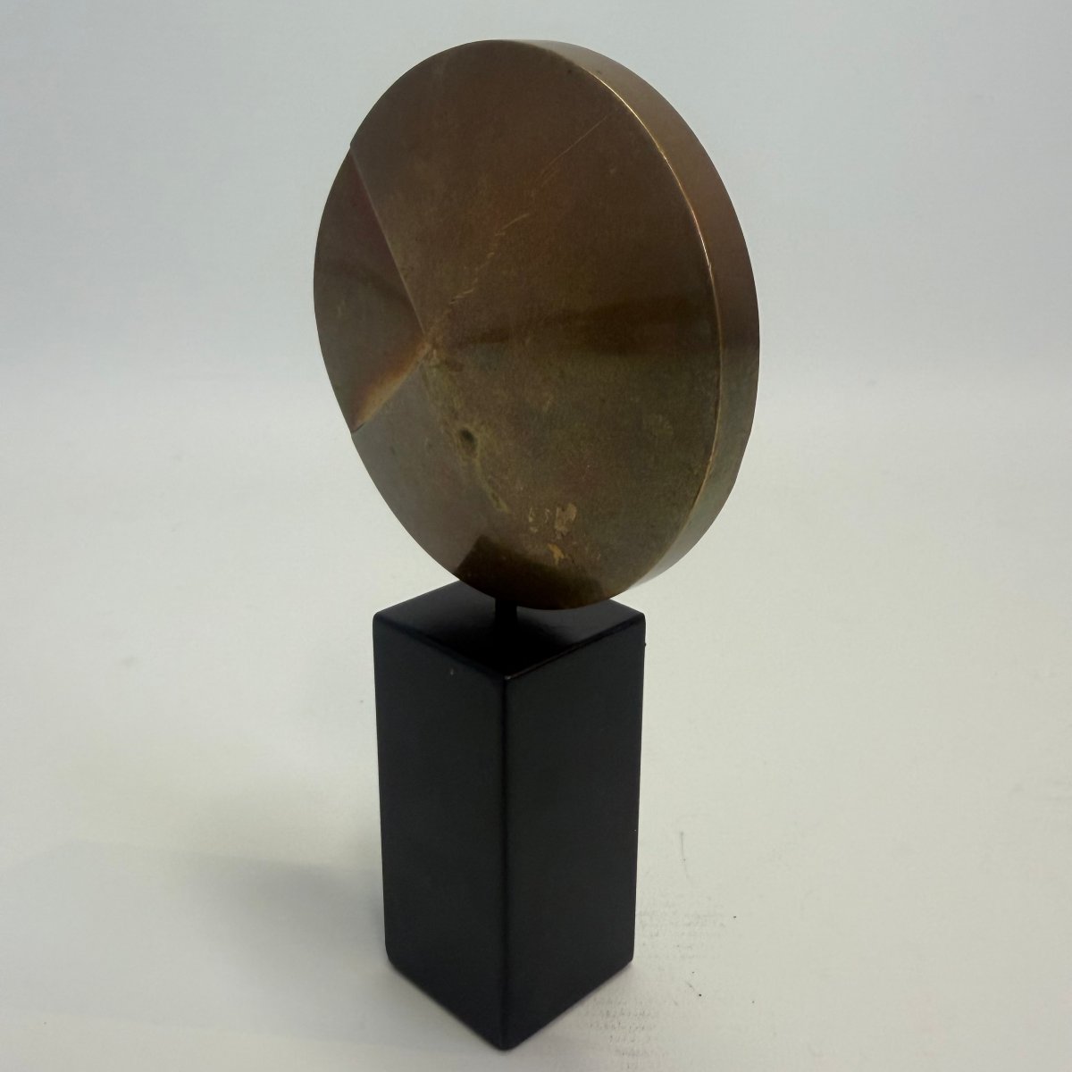 Sculpture en bronze sans titre de Hilde Van Sumere -photo-4