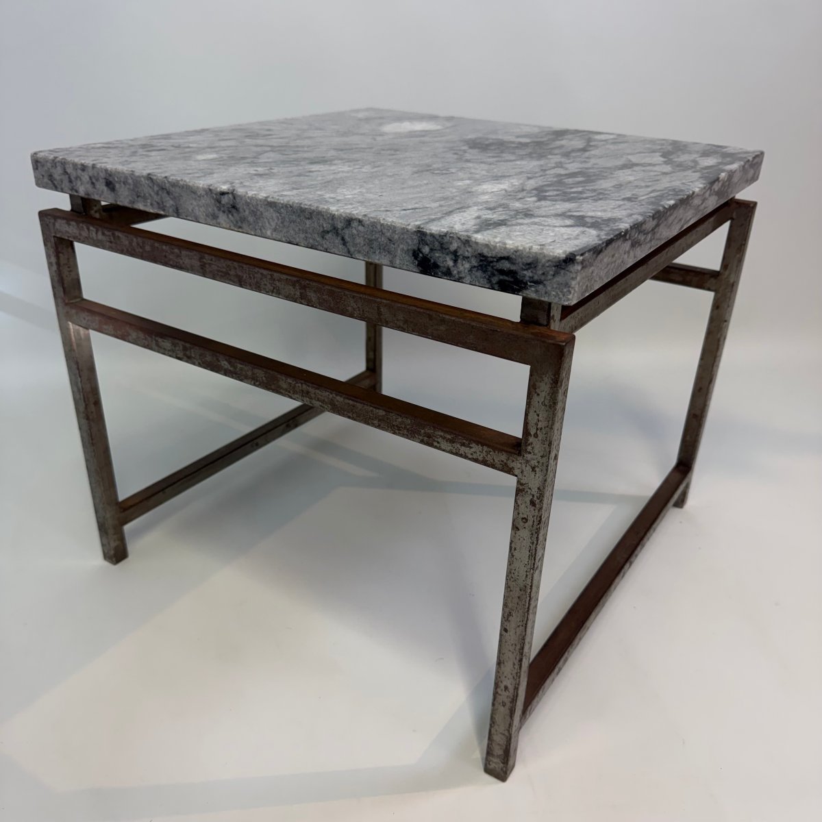 Table d'appoint en marbre de Jacques Goossens-Bara -photo-3