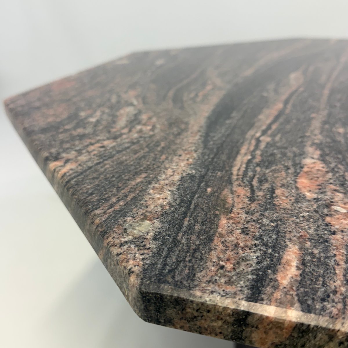 Table basse octogonale en granit -photo-2