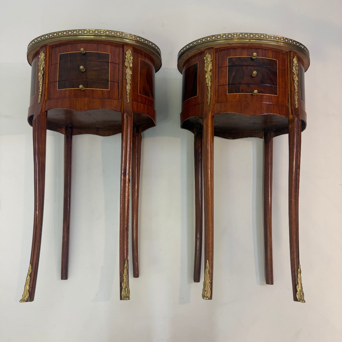 A Pair Of Antique Louis XVI-style Nightstands -photo-8