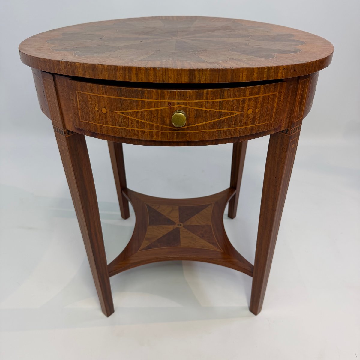 Louis XVI-style Side Table -photo-4