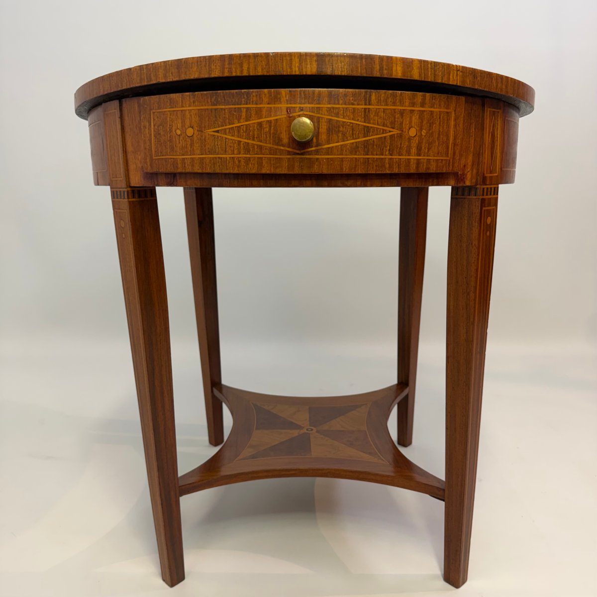 Louis XVI-style Side Table -photo-4