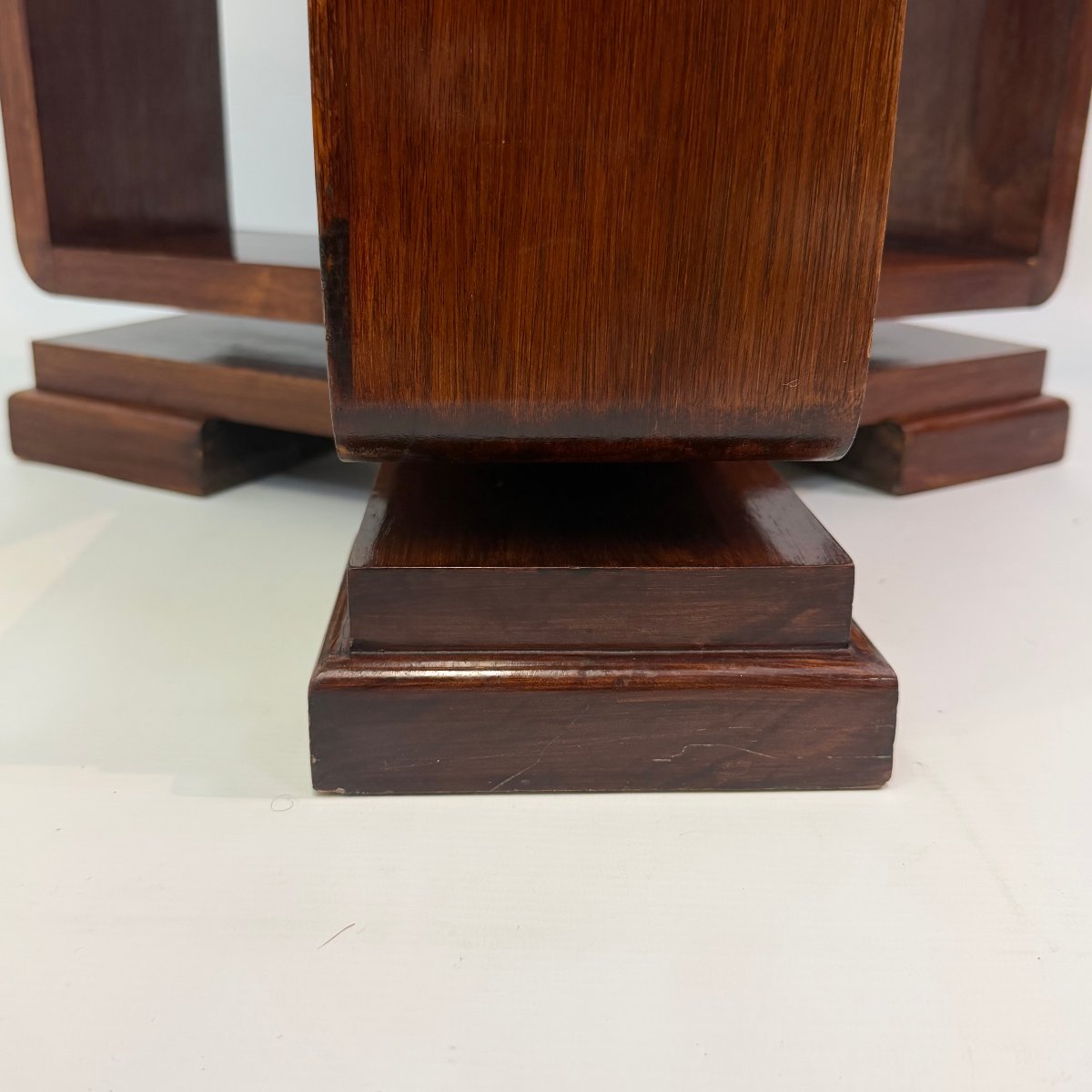 Art Deco-style Side Table -photo-2