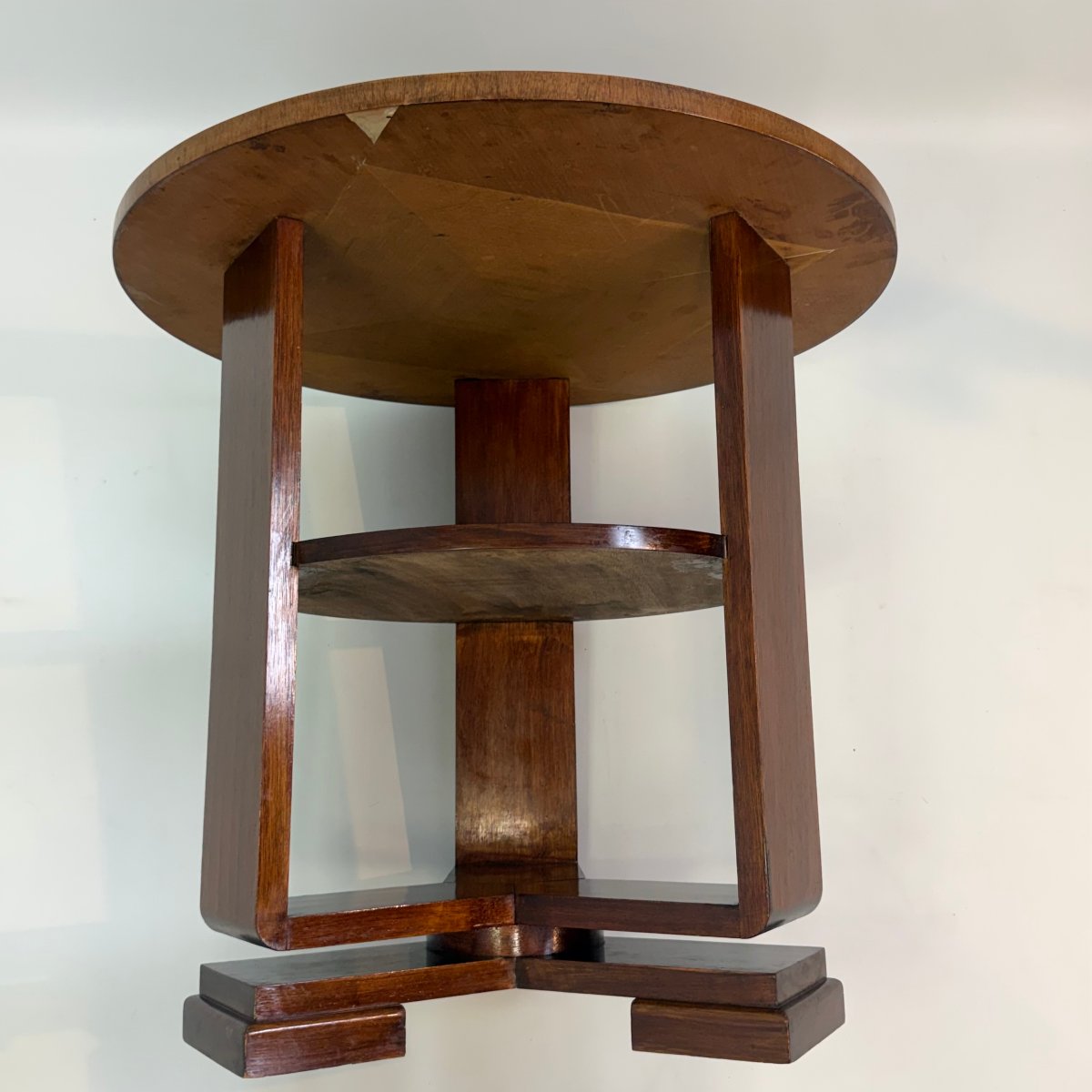 Art Deco-style Side Table -photo-1