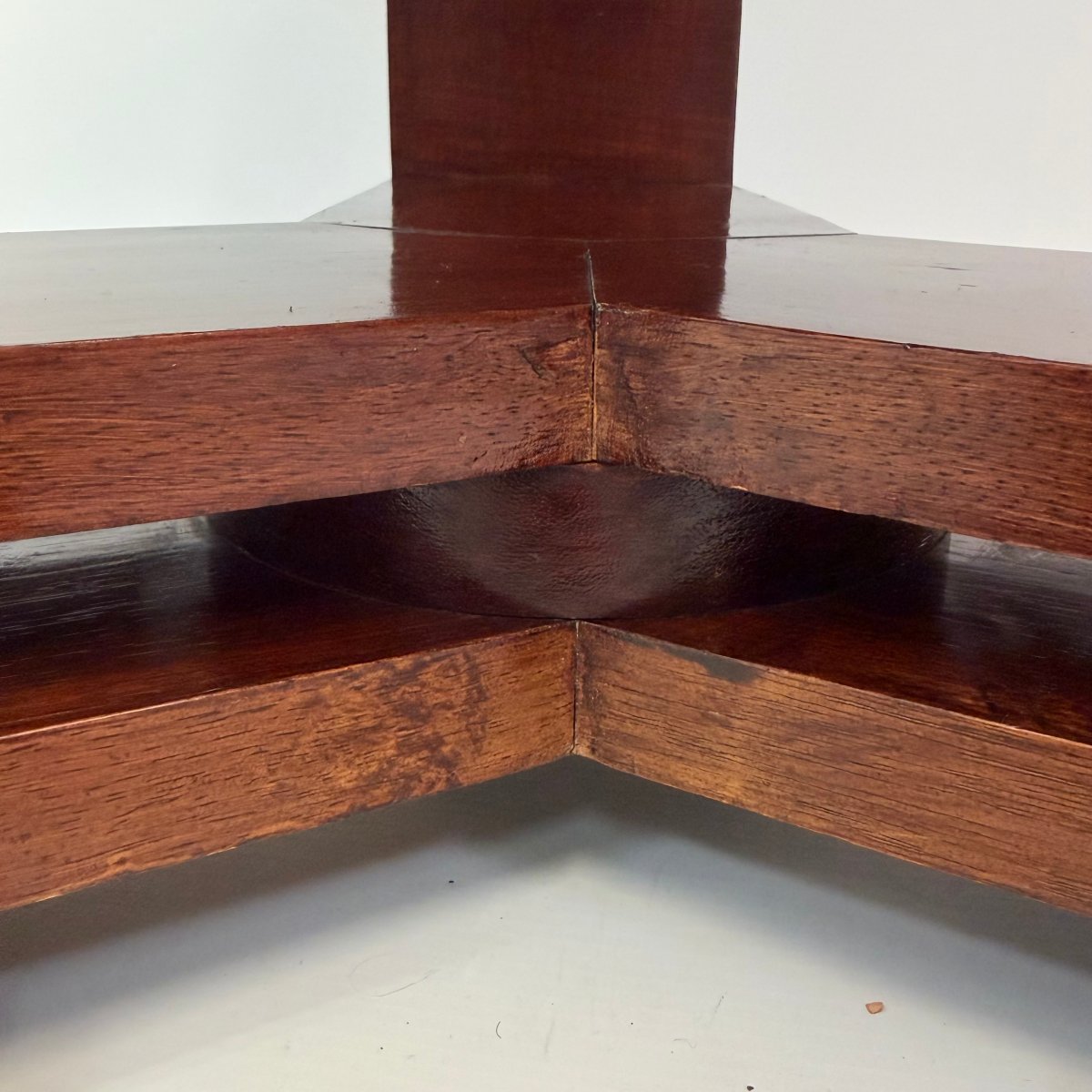 Art Deco-style Side Table -photo-8