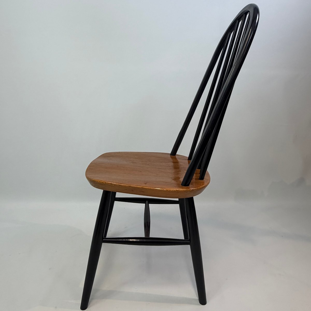 Windsor Slatted Chair -photo-1