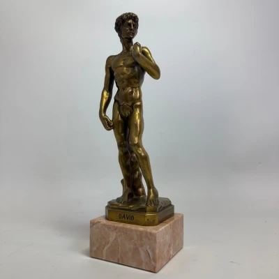 Premiere-Image-1776783