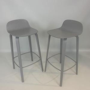 Tabourets de bar Visu de Mika Tolvanen pour MUUTO 