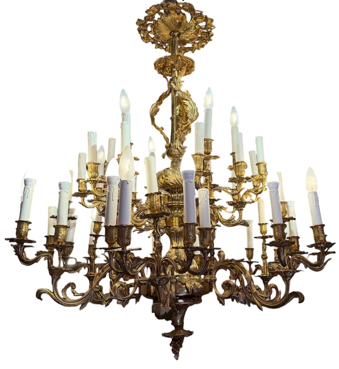 Gilded Bronze Chandelier With 42 Light Arms Arranged In Two Rows, Featuring A Regency-style Acanthus Leaf Motif -photo-8
