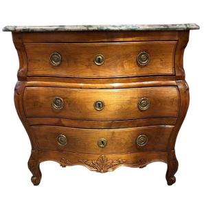 18th Century Chest Of Drawers In Natural Wood With Three Drawers And Curved Legs And Marble Top