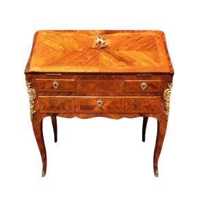 Louis XV Desk Called "dos d'âne" In Violet Wood Veneer, Eighteenth Century Period