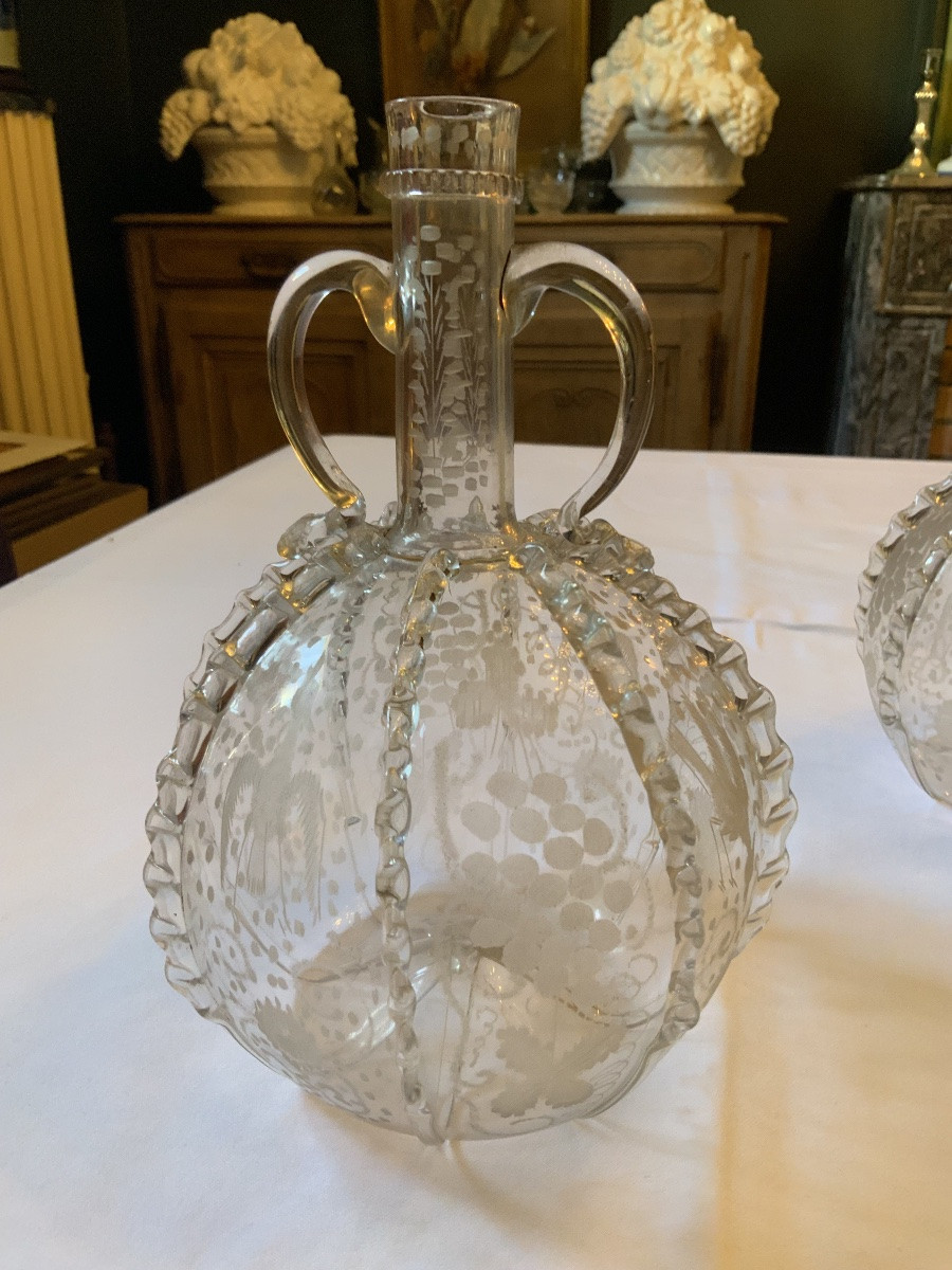 XVIIIeme Siècle : Une Paire De Carafes Hollandaises-photo-1