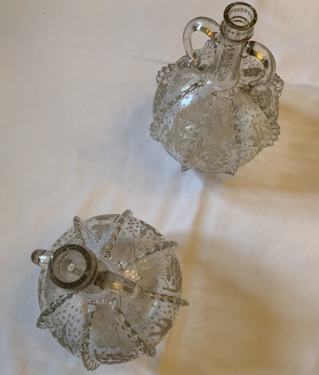 XVIIIeme Siècle : Une Paire De Carafes Hollandaises-photo-4