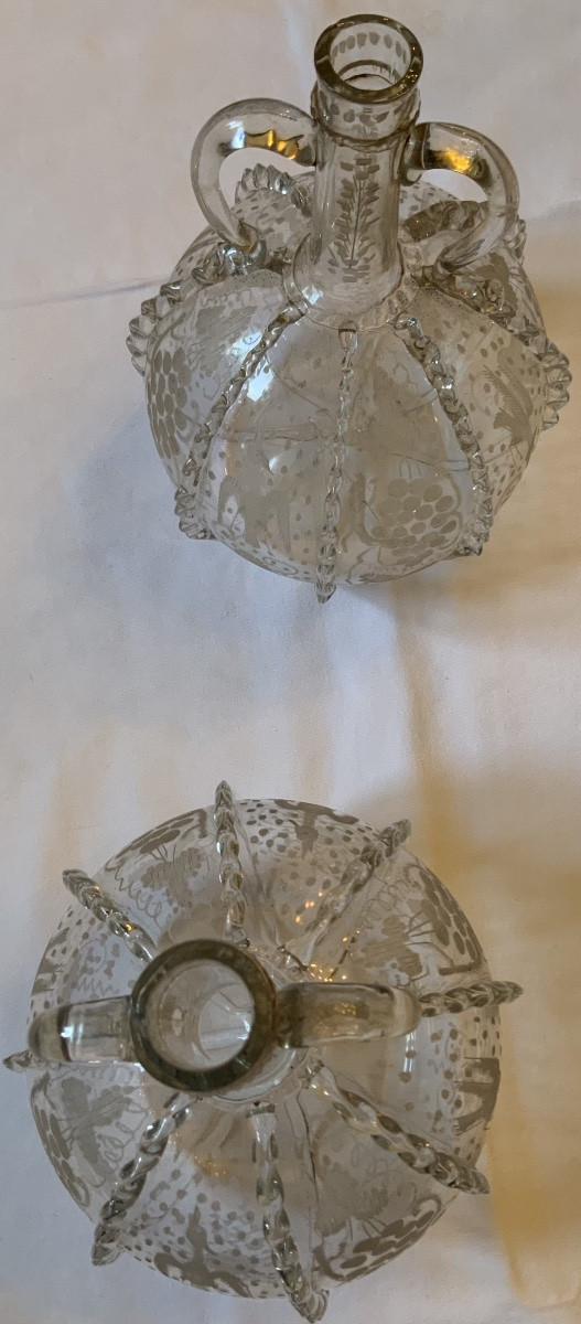 XVIIIeme Siècle : Une Paire De Carafes Hollandaises-photo-5