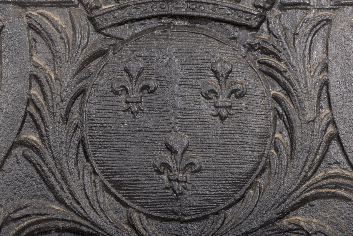 Une plaque de cheminée aux armes de France-photo-2