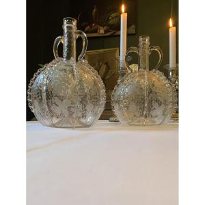 XVIIIeme Siècle : Une Paire De Carafes Hollandaises