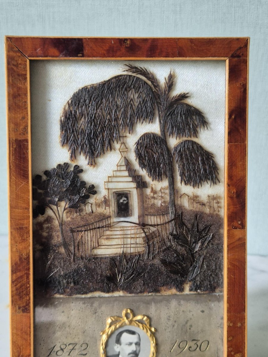 Mourning Keepsake - Hair Keepsake Burl Wood Frame-photo-3