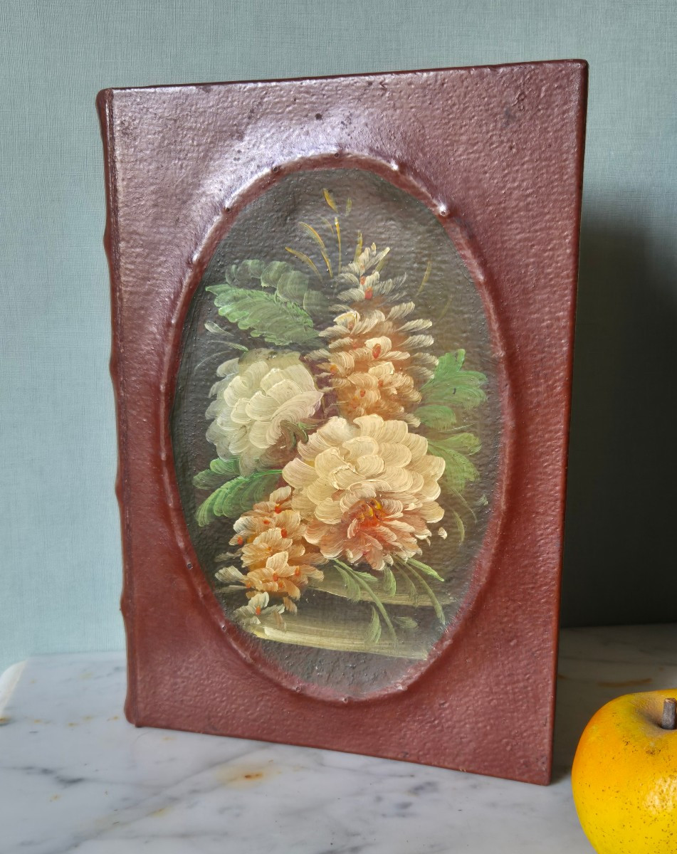Boite en trompe l'œil Faux livre en cuir et peinture à l'huile -photo-2