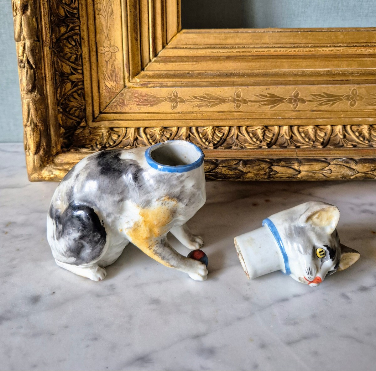 Porcelain Snuffbox Cat Playing Ball Circa 1900-photo-3