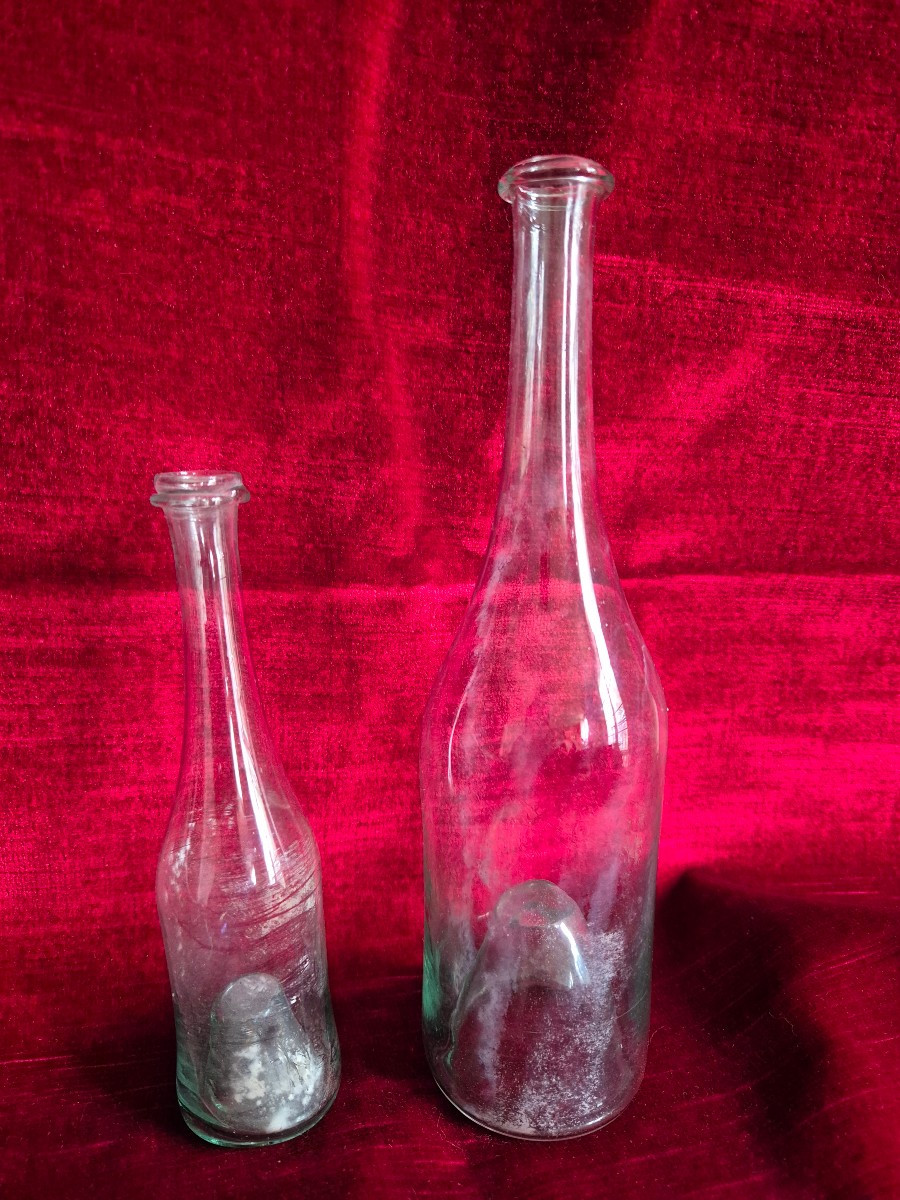 Bouteilles en verre soufflé XVIIIe siècle -photo-6