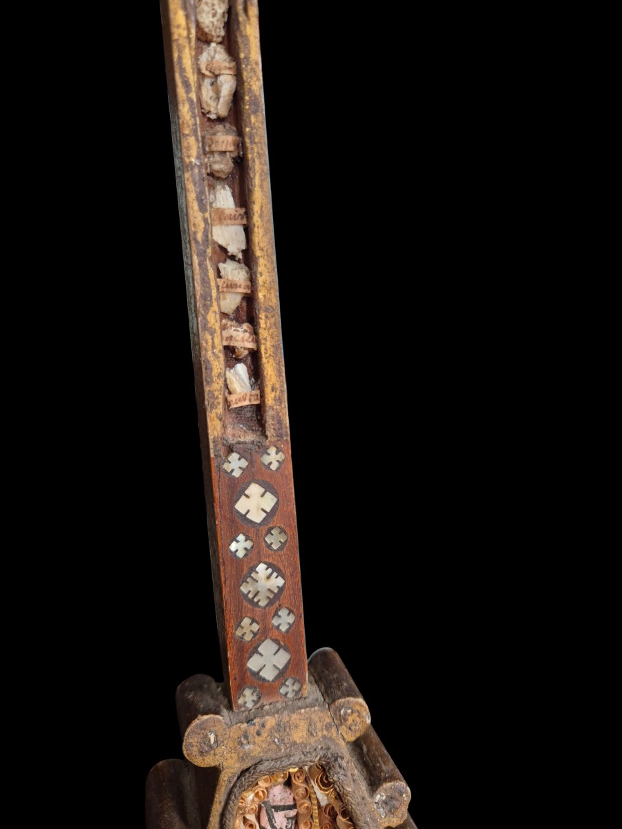 Crucifix aux multiples reliques -photo-2