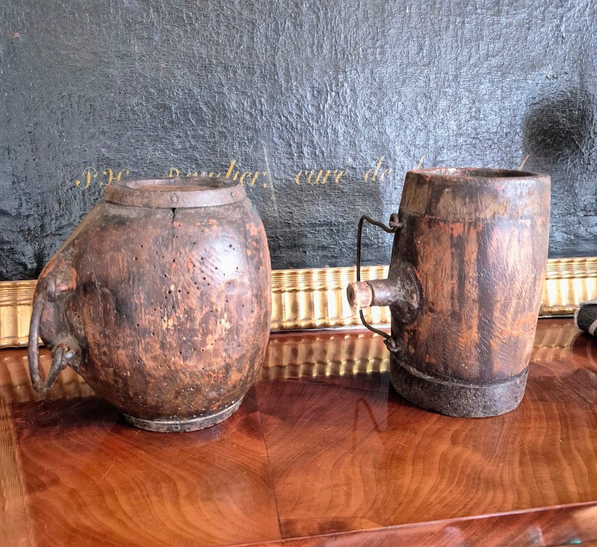 Paire de tonnelets en bois sculpté - Objets de voiliers XIXe siècle -photo-3
