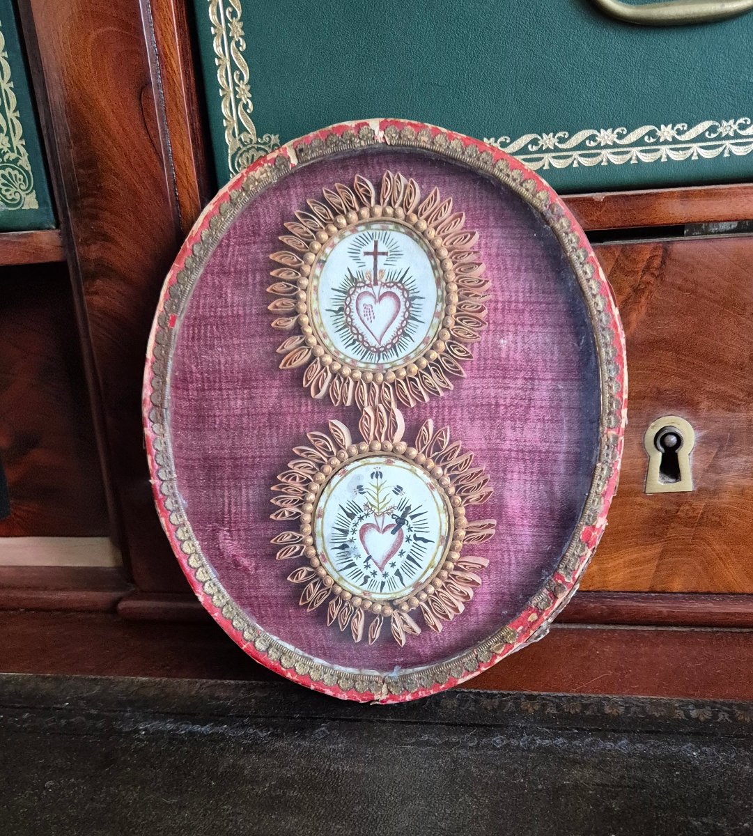 Ex voto de deux cœurs ardents - paperolles Travail de couvent 