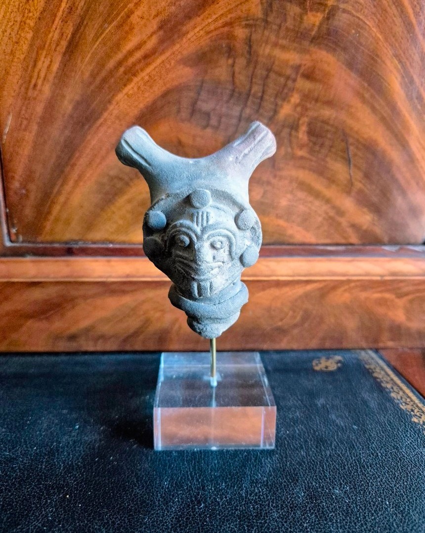 Tête Ocarina anthropomorphe en terre cuite – Tumaco XIV-XVe siècle-photo-2