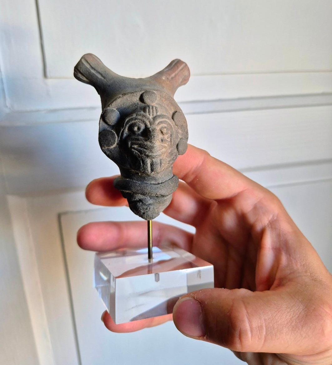Tête Ocarina anthropomorphe en terre cuite – Tumaco XIV-XVe siècle-photo-2