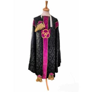 Chasuble And Accessories – Priestly Vestments - Priest