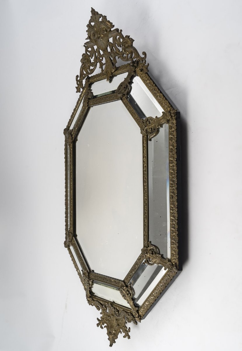 Baroque-style Mirror In Bronze With Beveled Glass
