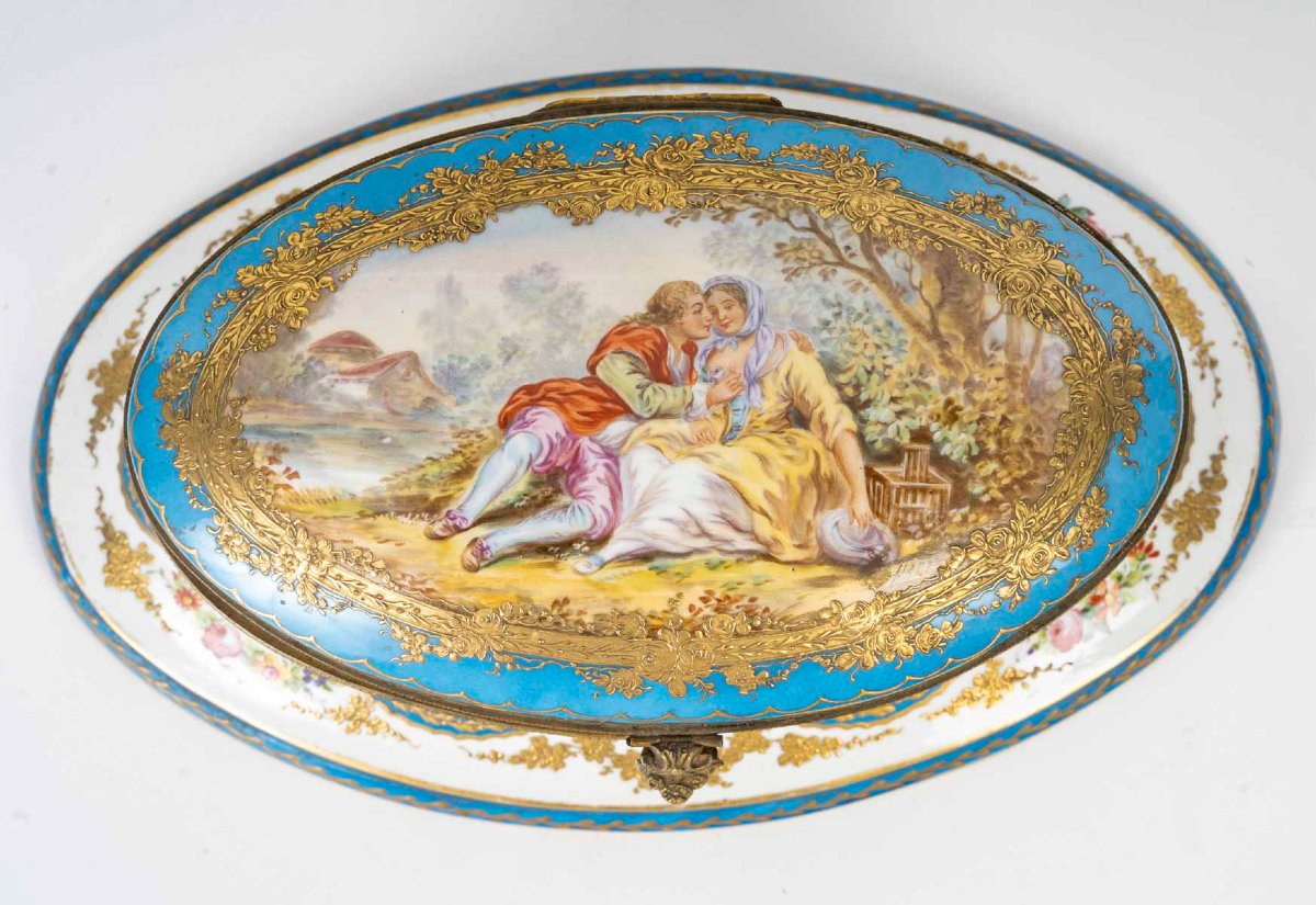Louis XV-style Porcelain Box – 19th Century-photo-3