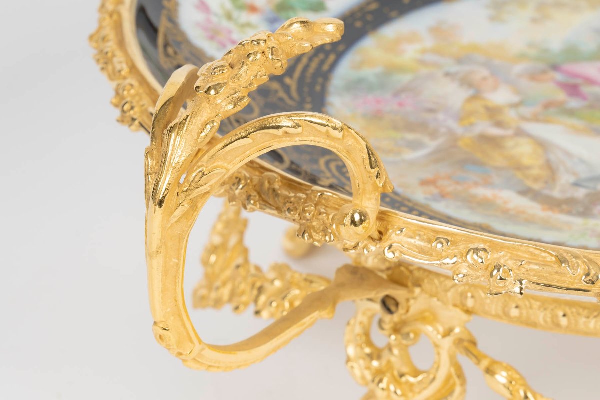 Coupe en porcelaine et monture en bronze doré, XIXème siècle-photo-3