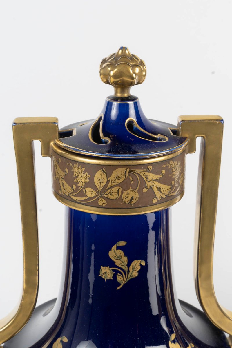 Pair Of Lidded Vases Made Of Cobalt-blue Porcelain – Manufacture Jaget & Pinon, Decorated By Paul Mathi-photo-3