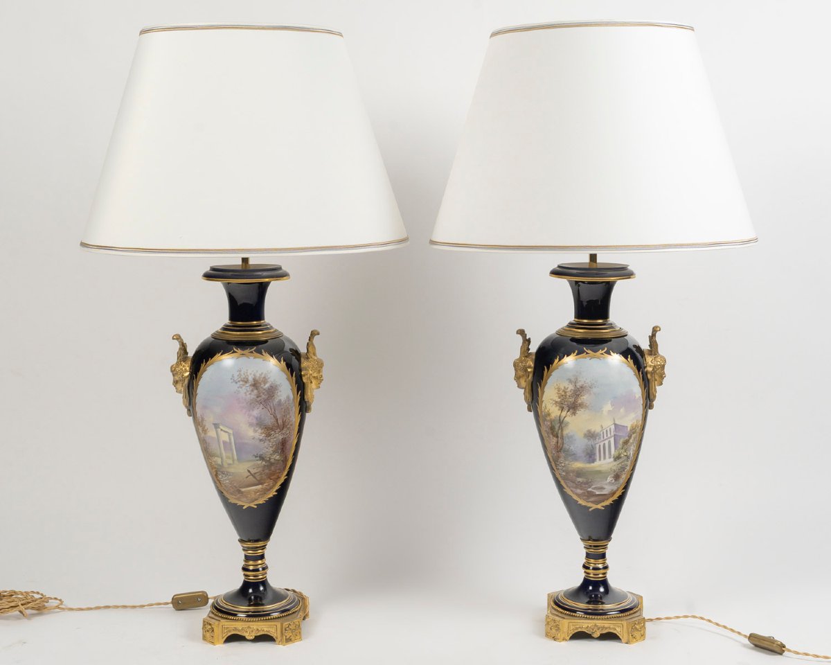 Pair Of Cobalt-blue And Gilded Bronze Porcelain Lamps, With Hand-painted Designs – Late 19th Century-photo-4