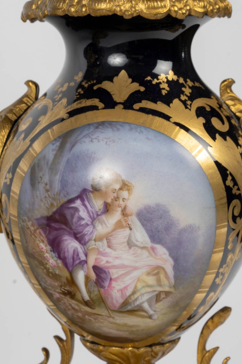 Napoleon III-style Fireplace Mantelpiece In Gilded Bronze And Sèvres Blue Porcelain – Late 19th Century -photo-1