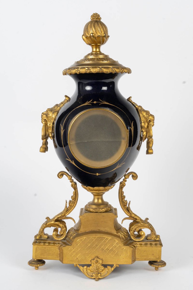 Napoleon III-style Fireplace Mantelpiece In Gilded Bronze And Sèvres Blue Porcelain – Late 19th Century -photo-8