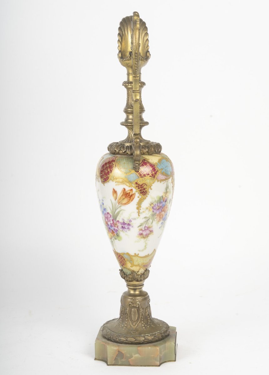 Decorative Porcelain And Bronze Ewer, Late 19th Century, With A Plaque Reading “prix Bertin 1898”-photo-4
