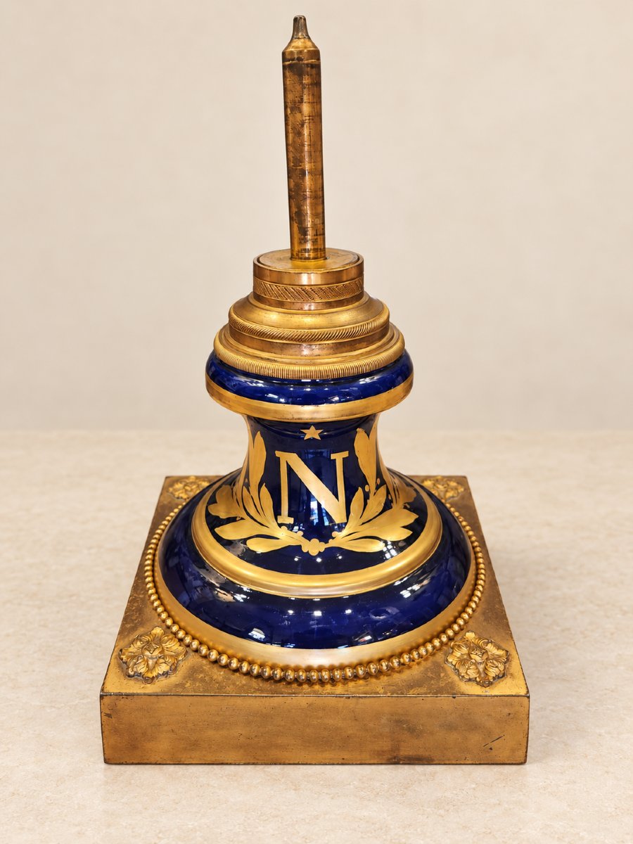 Monumental Rotating Napoleon Vase In Faience And Gilt Bronze – 19th Century-photo-3