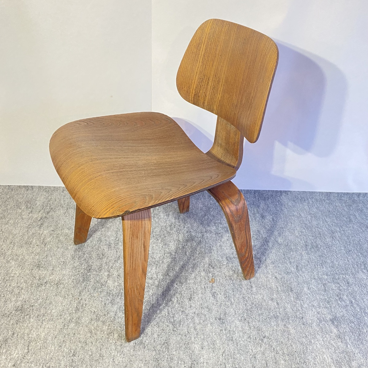 Chaise DCW Charles Eames 1945-photo-2