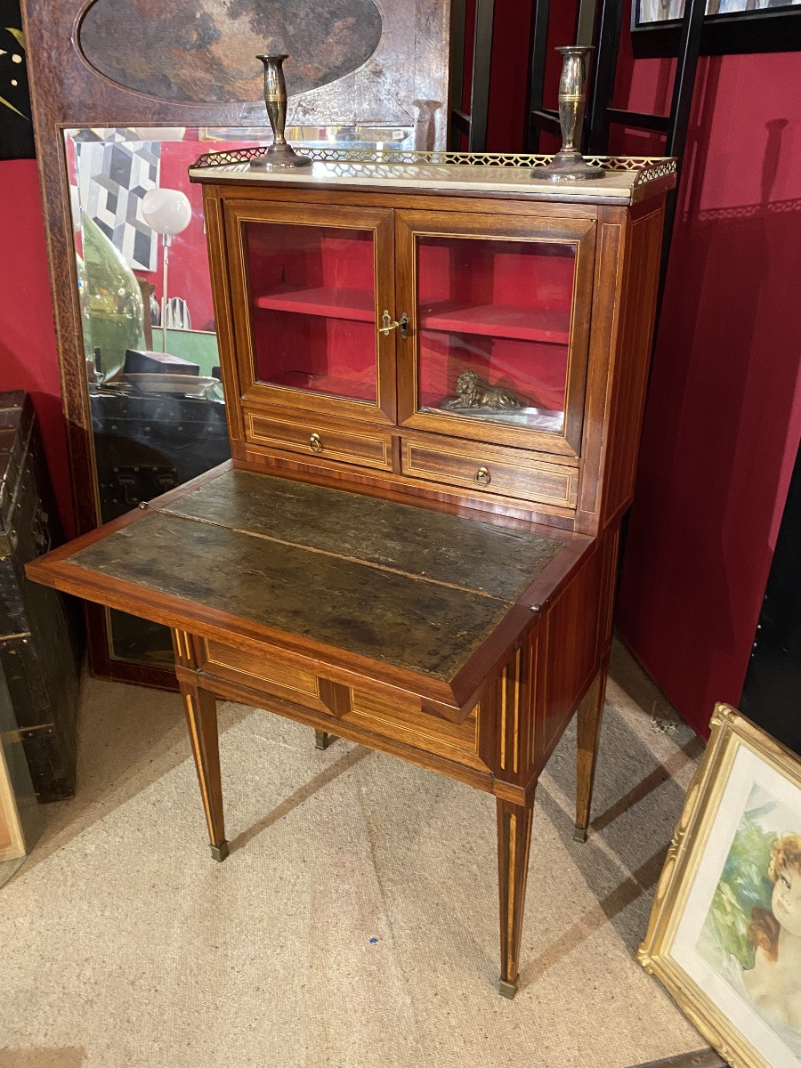 A Little Bit Of Happiness For The Day, Louis XVI  -photo-2