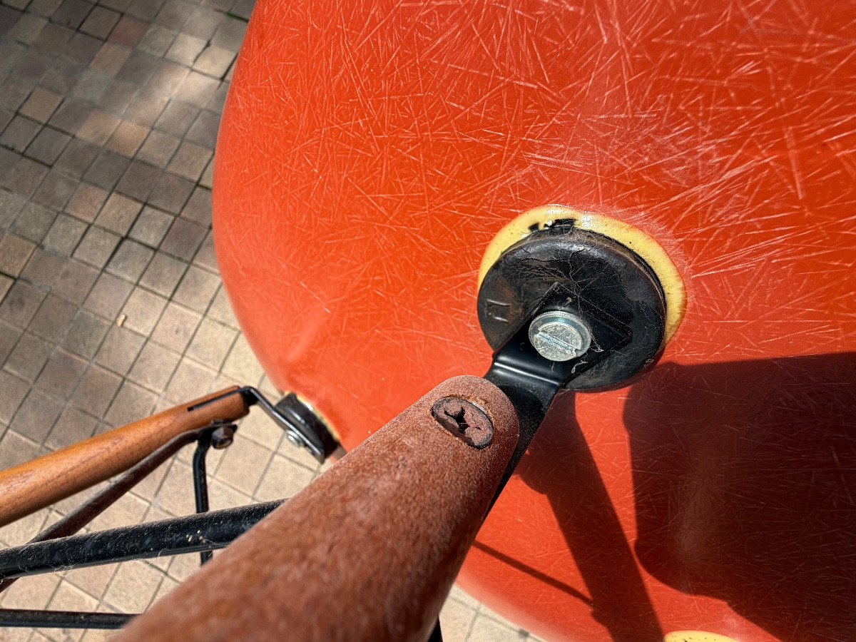Série de 4 fauteuils DAX en fibre de verre — Charles & Ray Eames, Herman Miller-photo-5