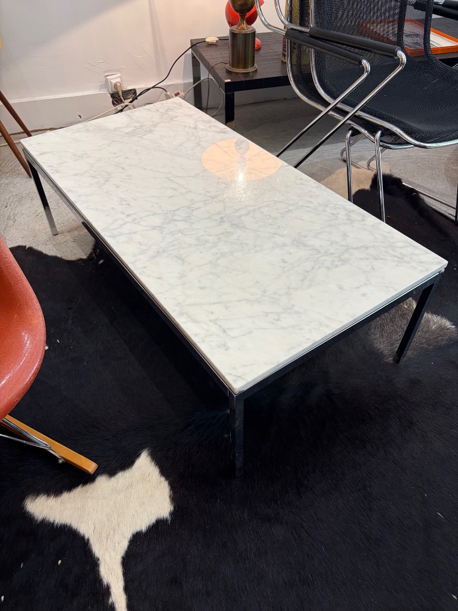 Table basse Florence Knoll – Knoll International – Marbre blanc et acier chromé-photo-4