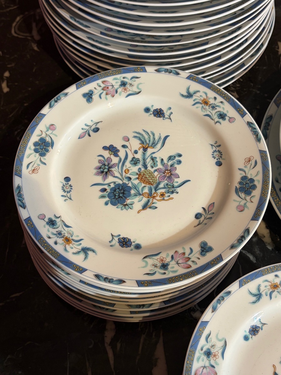 Bernardaud Limoges Porcelain Dinner Service, “pahang” Design — 75 Pieces