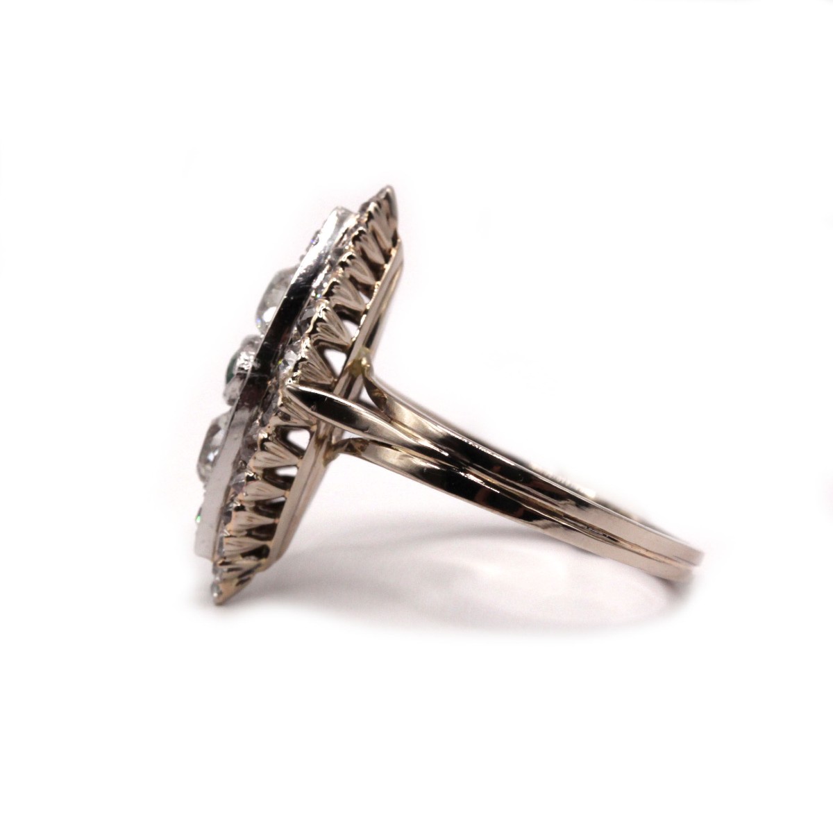 French Art Deco Marquise Ring (1910s–1920s) Set With An Emerald And Diamonds-photo-3