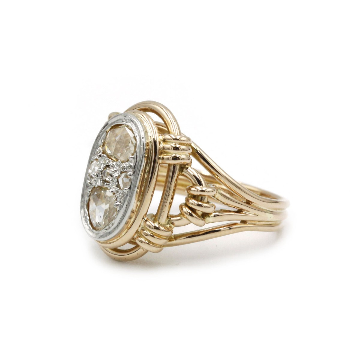 Bague ancienne française du XIXᵉ siècle en or jaune 18 K sertie de cinq diamants taille rose-photo-2