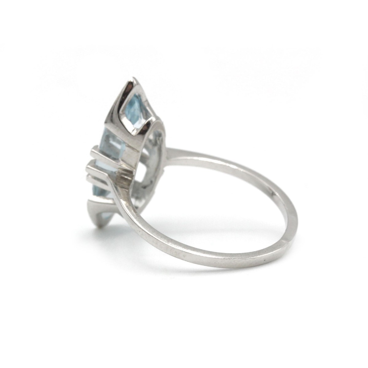 Bague solitaire marquise en aigue-marine des années 1950 en or blanc 18 K-photo-4