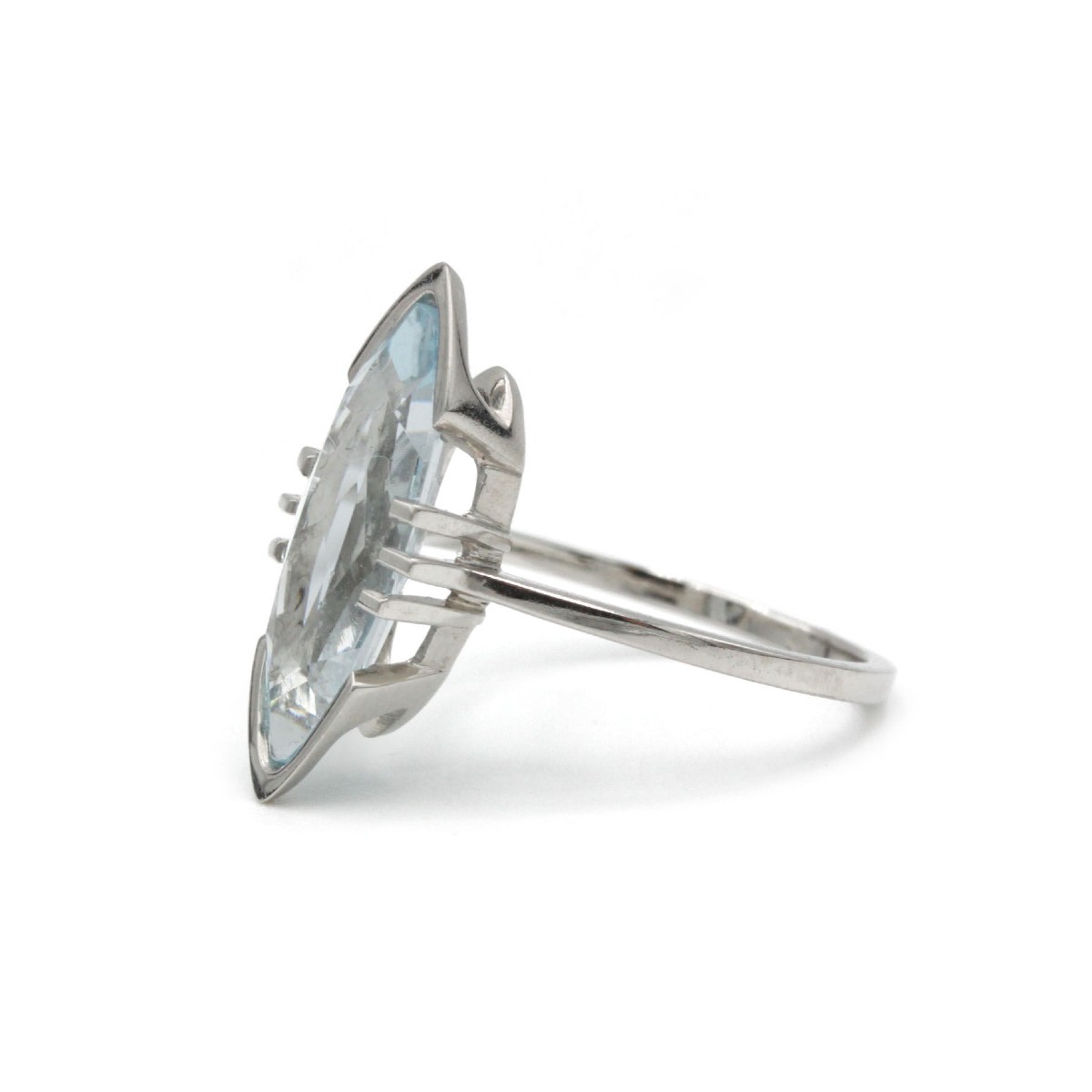Bague solitaire marquise en aigue-marine des années 1950 en or blanc 18 K-photo-1
