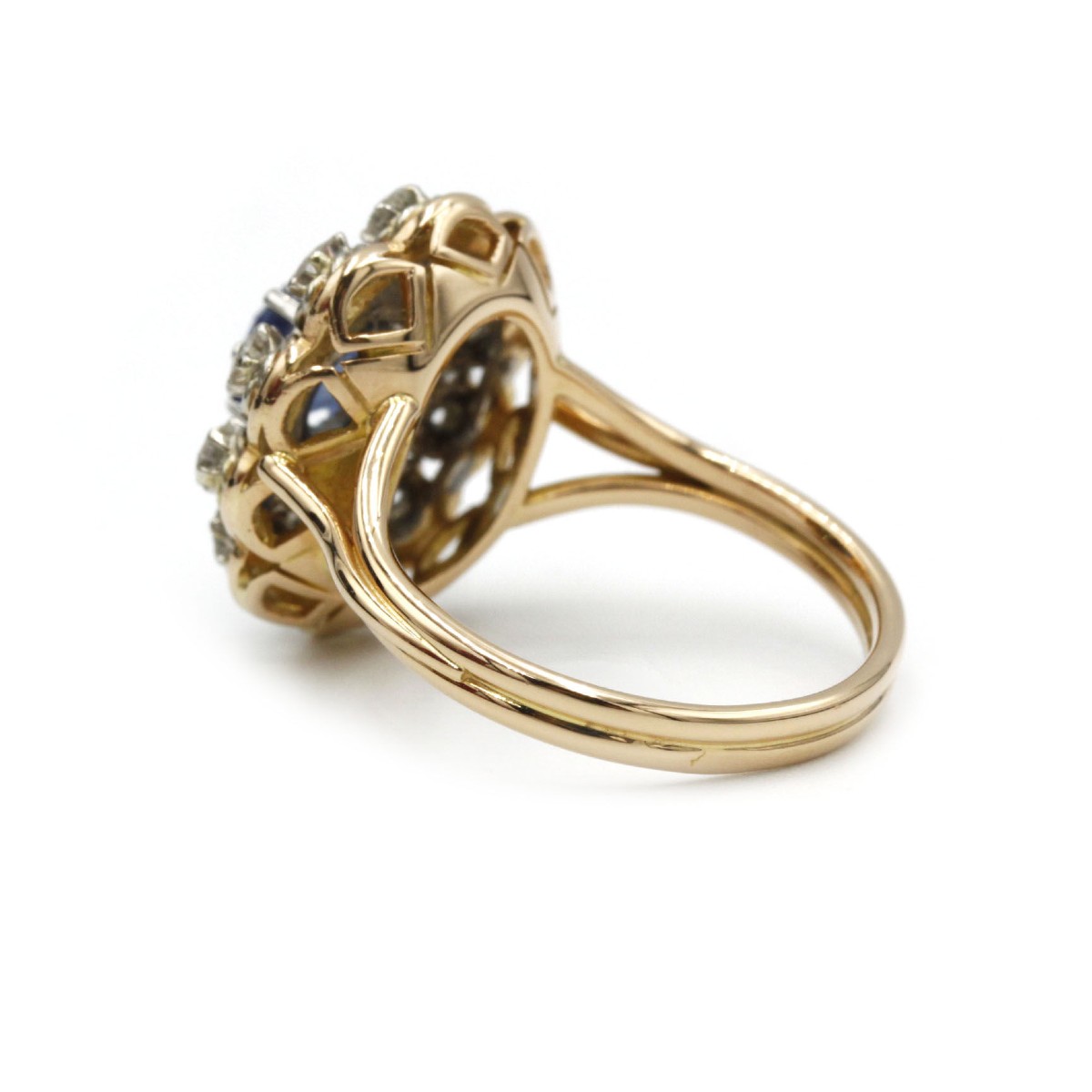 Vintage 18k Yellow Gold Ring Set With Sapphires And Old Mine Cut Diamonds -photo-3