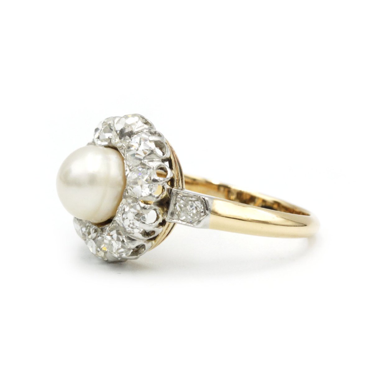 Bague cluster perle et diamants en or jaune 750‰ & platine 950‰-photo-2